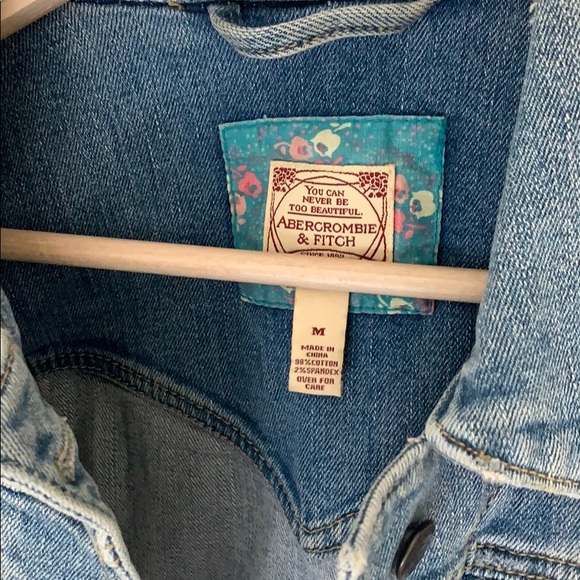 Jean Jacket - Picture 2 of 6